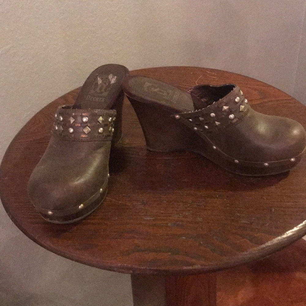 Shoes